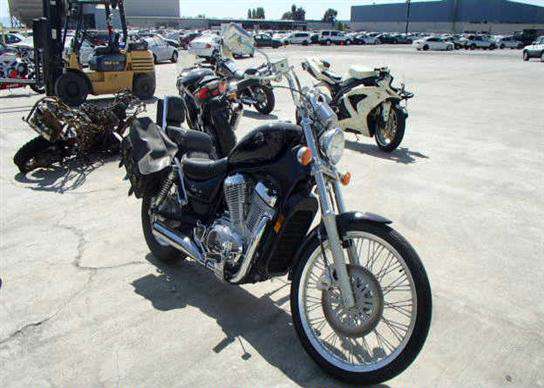 Suzuki VS800