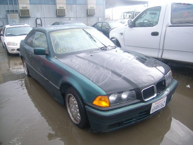 BMW 325iS