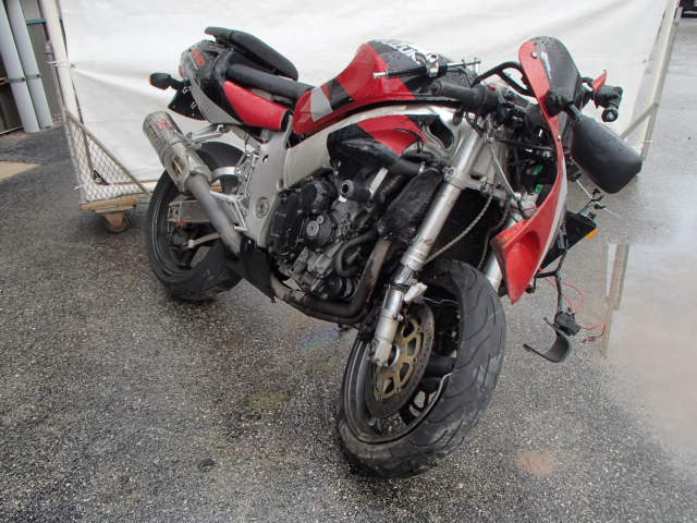 Suzuki GSX-R750