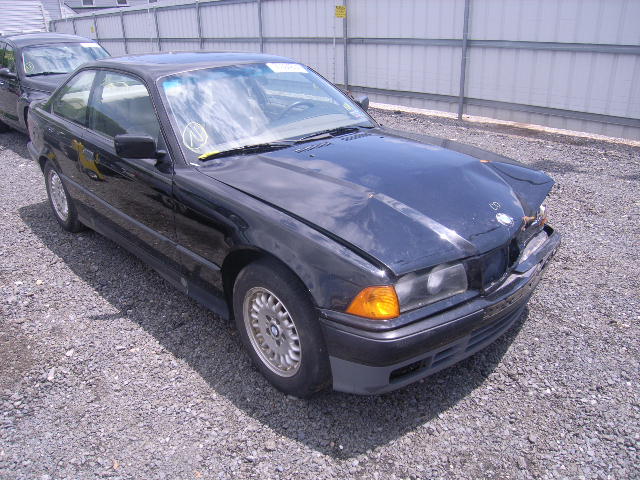 BMW 318iS