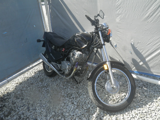Honda CB250 (Nighthawk)