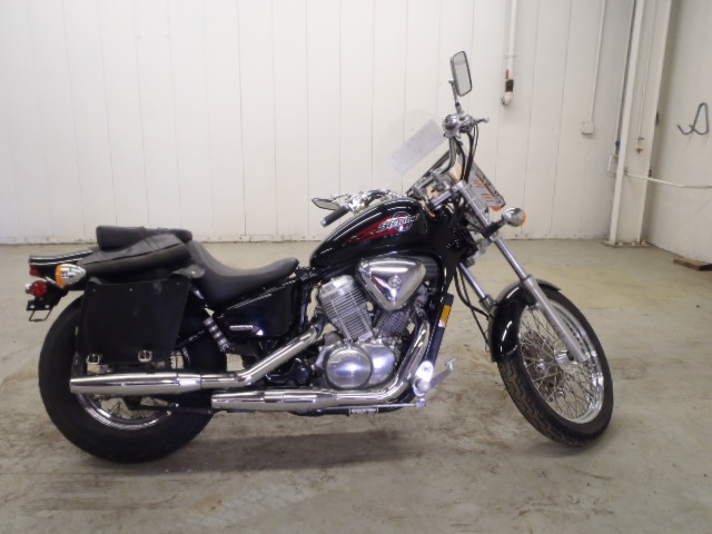 Honda VT600C (SHADOW VLX)