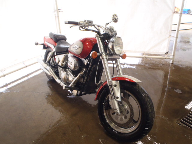 Suzuki VZ800