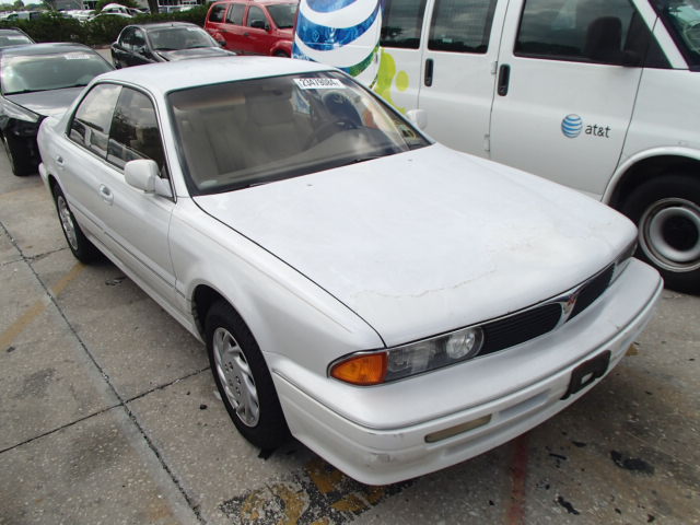Mitsubishi Diamante