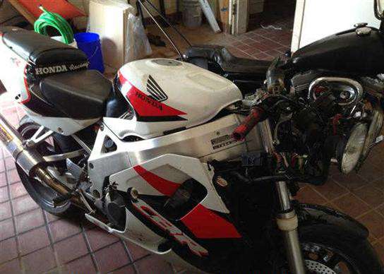 Honda CBR900
