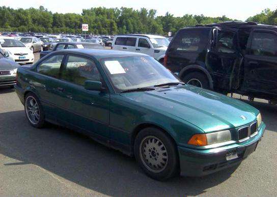 BMW 318iS