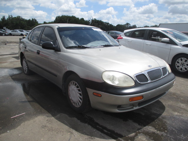 2000 DAEWOO LEGANZA