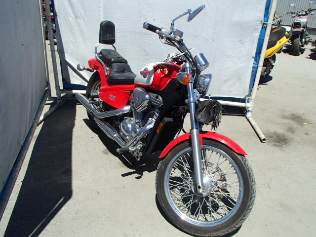 Honda VT600CD (SHADOW VLX DELUXE)