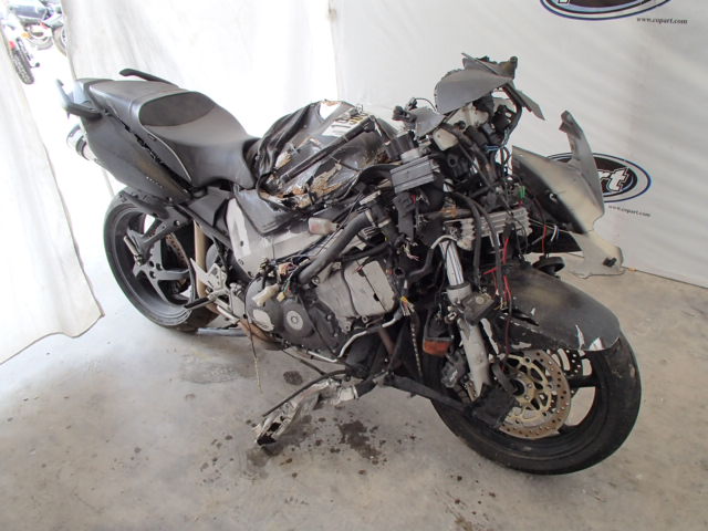 Honda VFR800 (INTERCEPTOR)