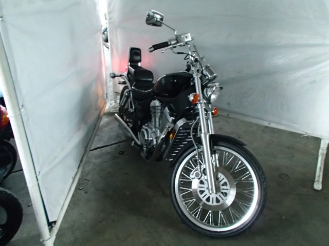 Suzuki VS800GL