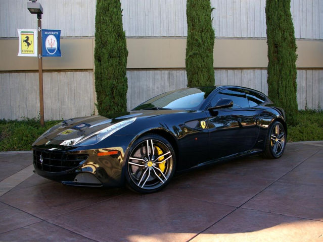 Ferrari FF