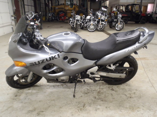 Suzuki GSX750F