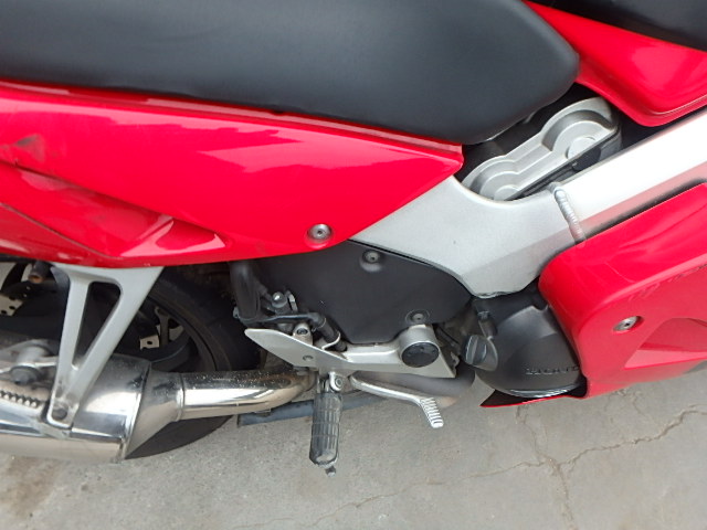 Honda VFR800Fi (INTERCEPTOR)