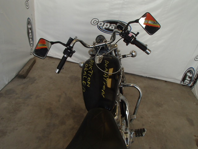 Suzuki VS800