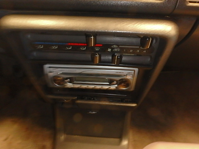 Mazda 323
