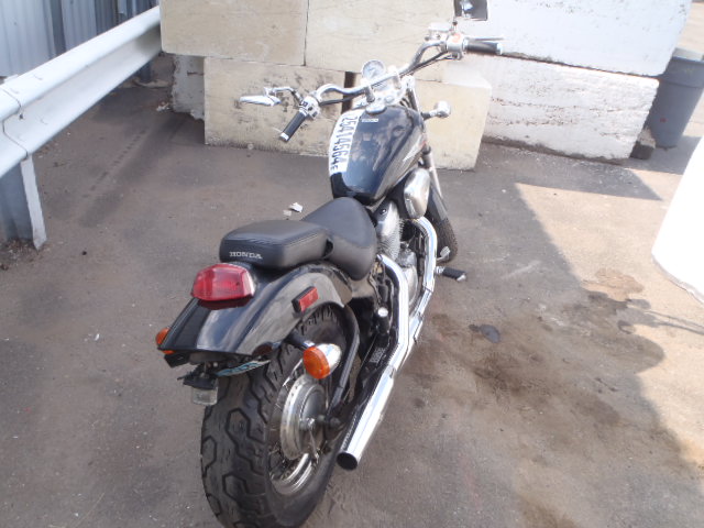 Honda VT600C (SHADOW VLX)