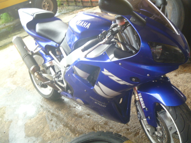 1999 YAMAHA R1 - License Plate