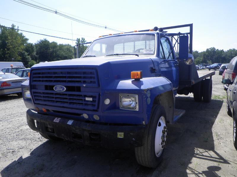 Ford F-700