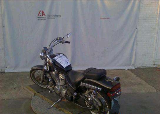 Honda VT600C (SHADOW VLX)