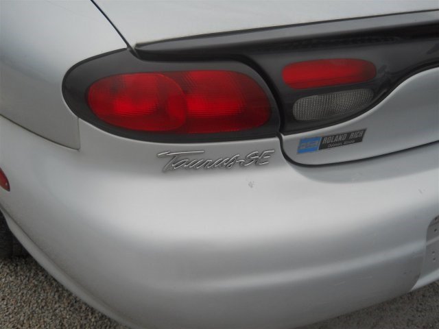 1998 FORD Taurus