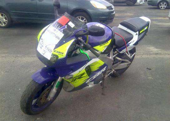 Honda CBR900