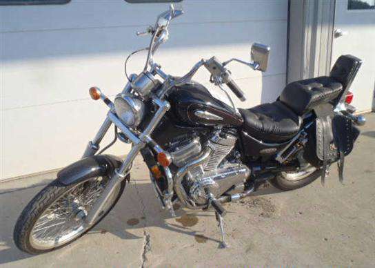Suzuki VS800