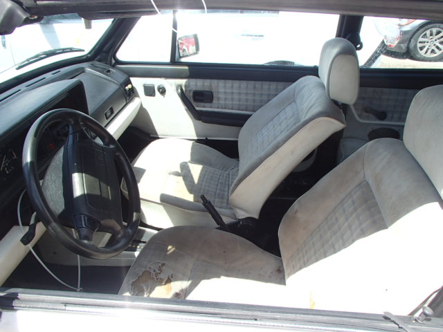 Volkswagen CABRIOLET