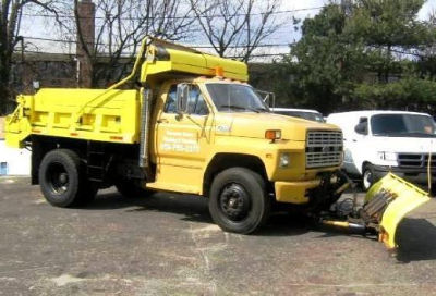 Ford F-700