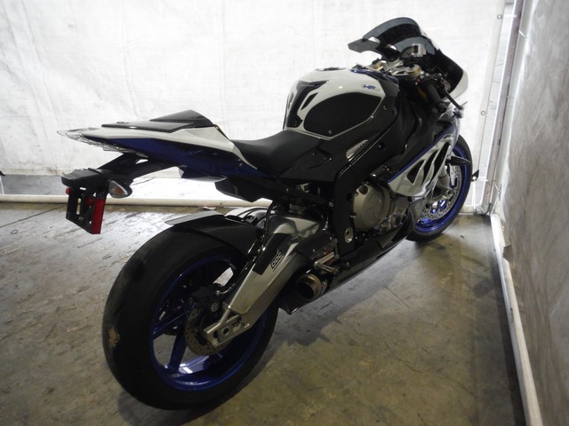 BMW HP4