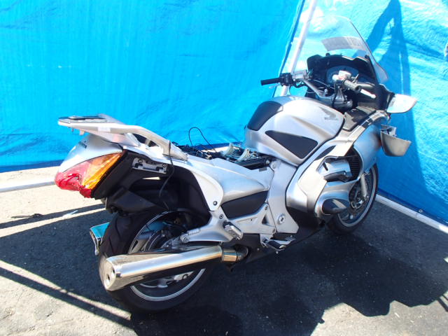 Honda ST1300A
