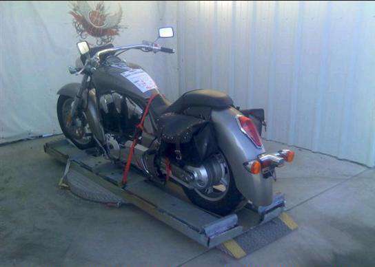 Honda VT1300 (Stateline)