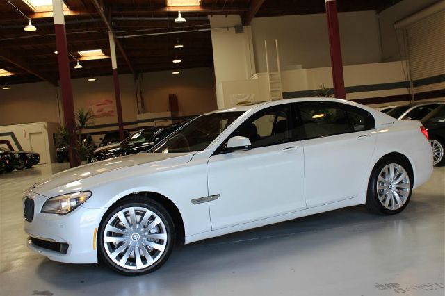 BMW 750i