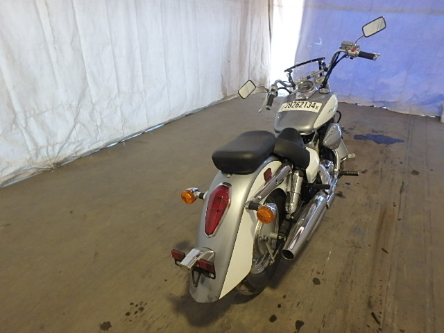 Honda VT750 (Shadow Aero)
