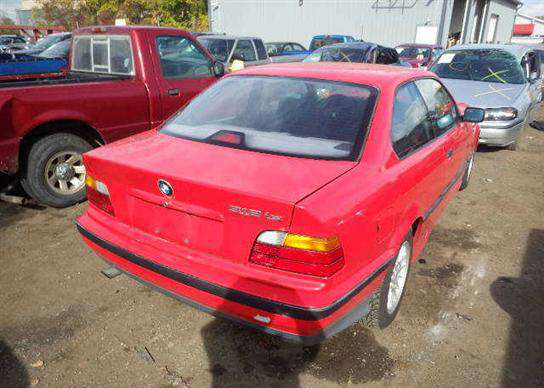 BMW 318iS