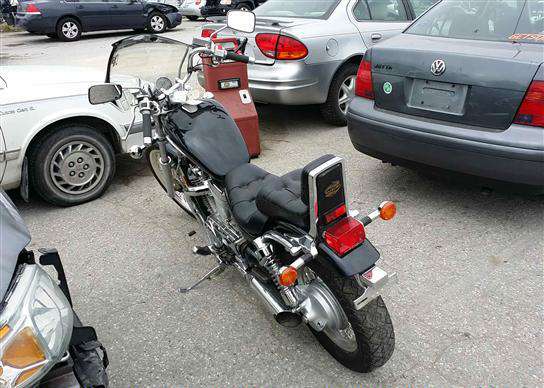 Suzuki VS800