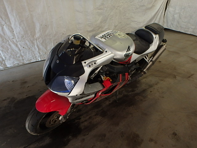 Honda RVT1000R (RC51)