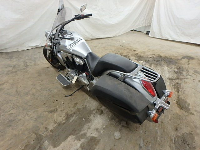 Honda VT1300 (Interstate)