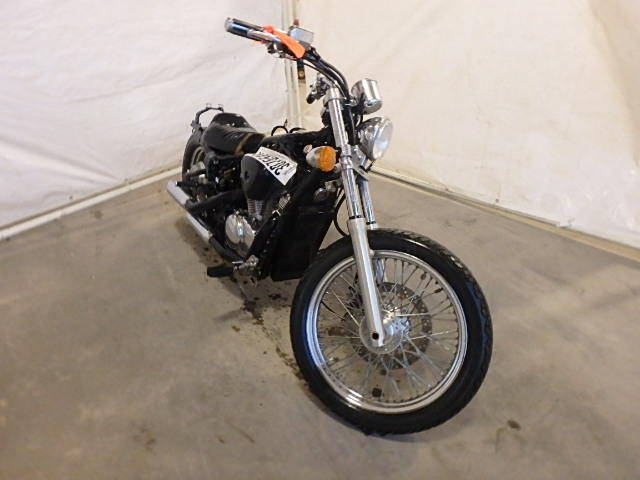 Honda VT600CD (SHADOW VLX DELUXE)
