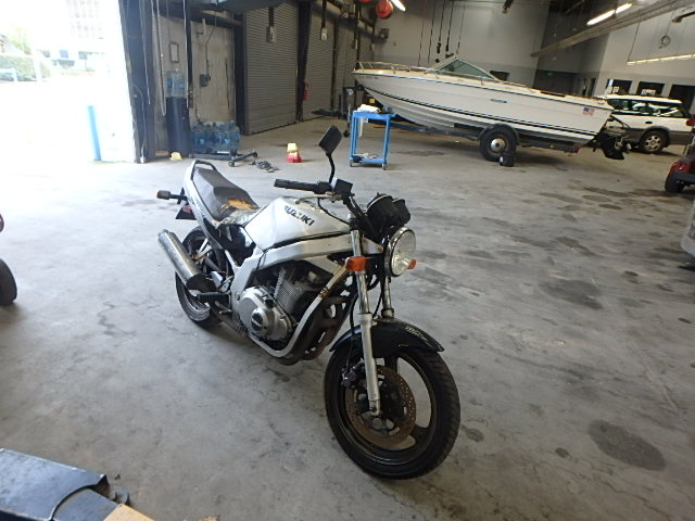 Suzuki GS500E
