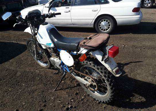 Suzuki DR125SE