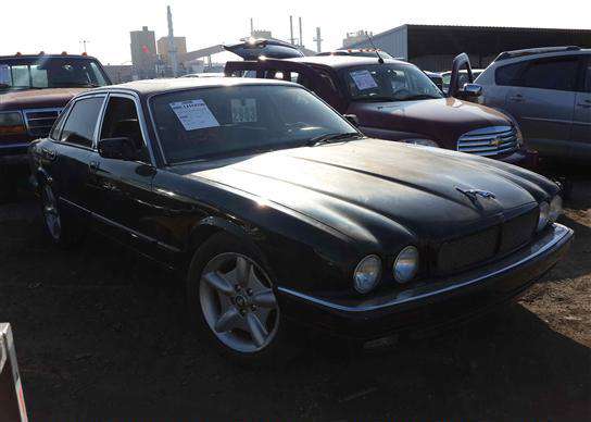 Jaguar XJR