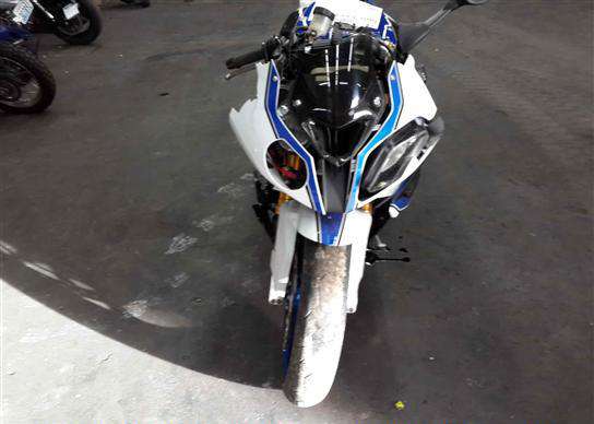 BMW HP4