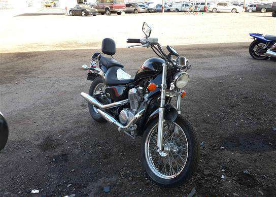Honda VT600C (SHADOW VLX)