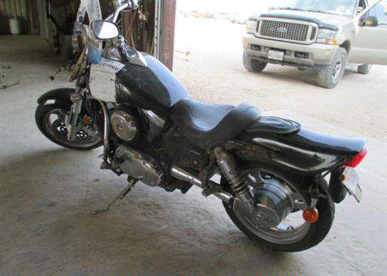 Suzuki VZ1600