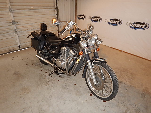 Suzuki VS800