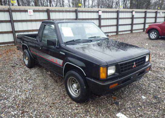 Mitsubishi Mighty Max