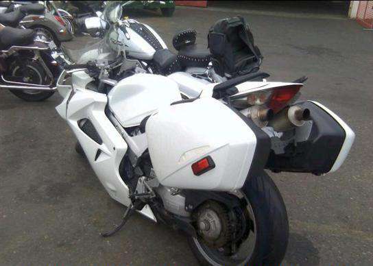 Honda VFR800 (INTERCEPTOR)