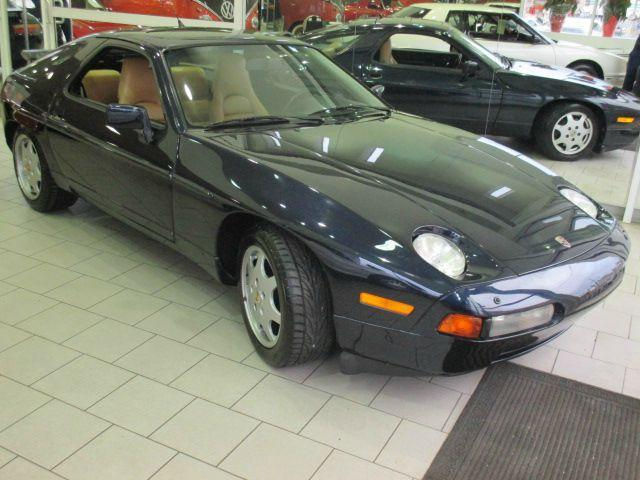 Porsche 928
