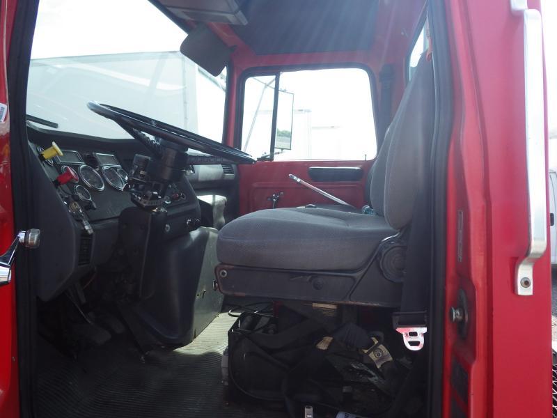 Ford LA9000
