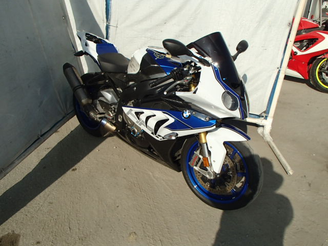 BMW HP4